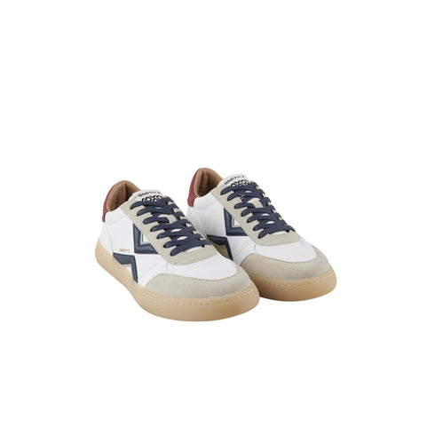 Sneakers Uomo con inserti a contrasto dal colore ricercato e tomaia in pelle